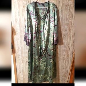 HALSTON HTF NIGHTGOWN SET